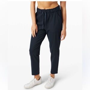 Lululemon Keep Moving Pant 7/8 Pants Black Size 10